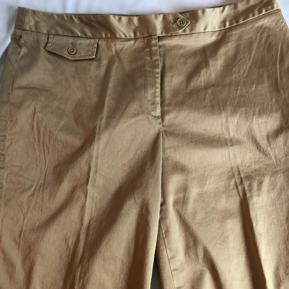 EUC sz14 Jones of NY Stretch Bermuda walking shorts tan